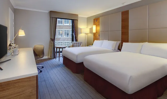 غرفة بسريرين مزدوجين، Hilton Cambridge City Centre 1/10