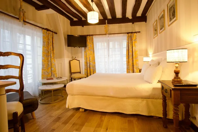 غرفة ثلاثية، HOTEL DE LA BRETONNERIE 4/5