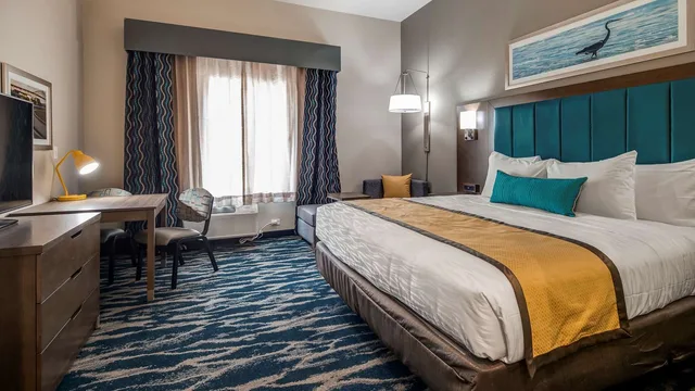 Room, King Bed, Bay View, Kitchenette، Executive Residency By Best Western Corpus Christi 1/8