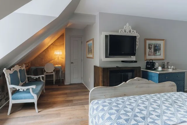 غرفة ديلوكس بسرير كوين، Auberge Place D Armes 7/10