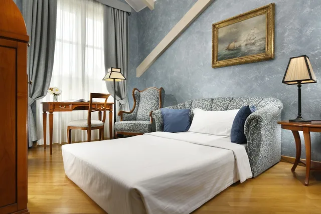 جناح بسرير كينج مع أريكة، Castello Dal Pozzo 4/6
