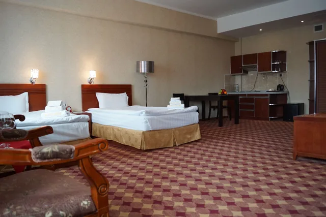 غرفة قياسية بسريرين كوين، Ub City Hotel 5/5