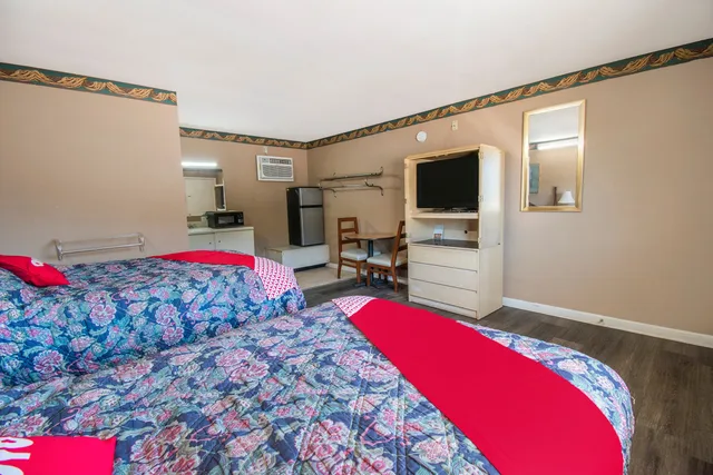 2 Full Bed Smoking، OYO Hotel Calhoun, GA I-75 6/7