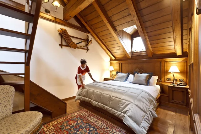 غرفة كومفورت فاخرة بسرير مزدوج وسريرين منفصلين، Ambra Cortina Luxury Fashion Boutique Hotel 1/10