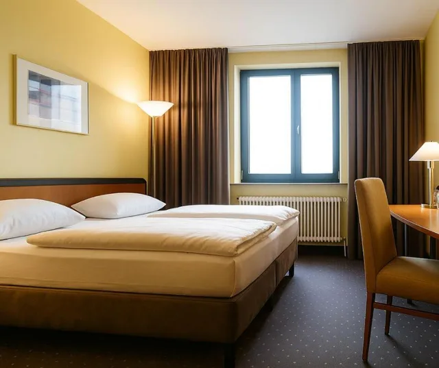 غرفة قياسية بسرير مزدوج، Plaza Hotel and Living Frankfurt 4/9