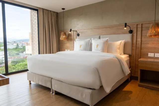 جناح بسرير كينج وسرير كوين بشرفة بغرفتي نوم، Hotel Faranda Collection Cucuta 4/9