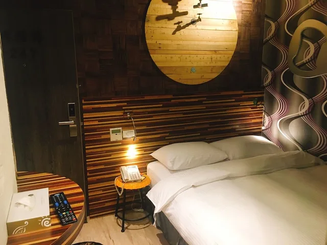 Business, Double Bed, No Window، R10 Eco Hotel 4/10
