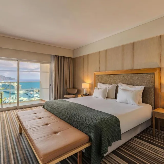 جناح رباعي، Pestana Carlton Madeira 1/7