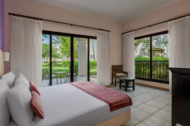 3 Bedrooms, Suite, 1 Double and 2 Queen Beds, JAZ Neo Saraya Palms 2/2