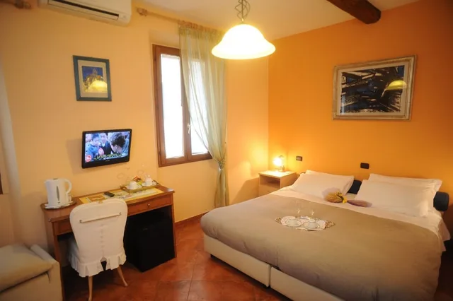 غرفة قياسية بسرير مزدوج، La Contessina Residence 1/10