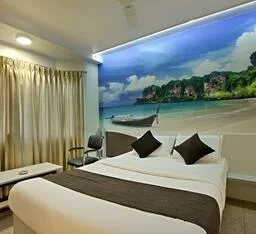 Deluxe, No Air Condition، MTR RESIDENCY 1/1