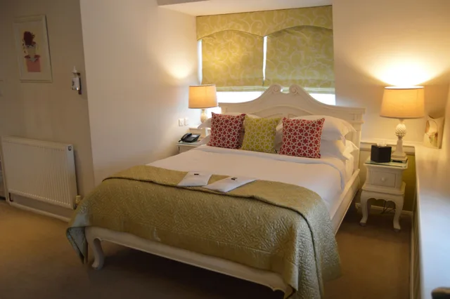 جناح جونيور بسرير كينج، Le Bouchon Brasserie & Hotel 1/2
