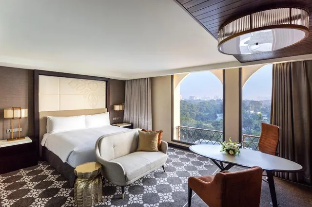 غرفة بسرير كينج مع دخول صالة النادي لذوي الإعاقة، InterContinental Dhaka 2/4