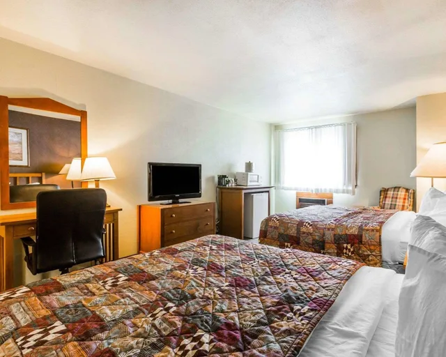 غرفة قياسية بسريرين كوين، Quality Inn Pagosa Springs 1/10