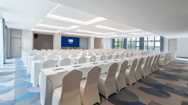 Holiday Inn Express Kunming Yiliang Center by IHG، Shilin 40/50