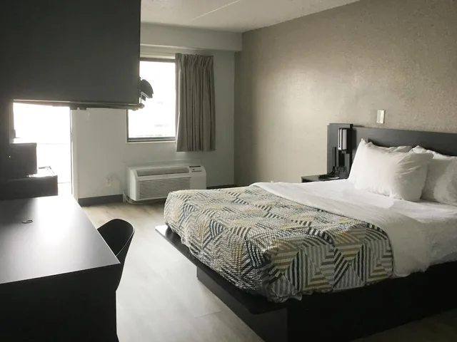 غرفة قياسية بسرير كينج، Motel6 Farmington Hills, MI - Northwest - Farmington Hills 2/7