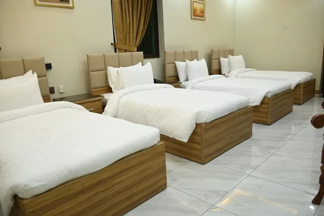 غرفة بريميوم رباعية بأربعة أسرّة، Hotel Pearl Inn 3/5