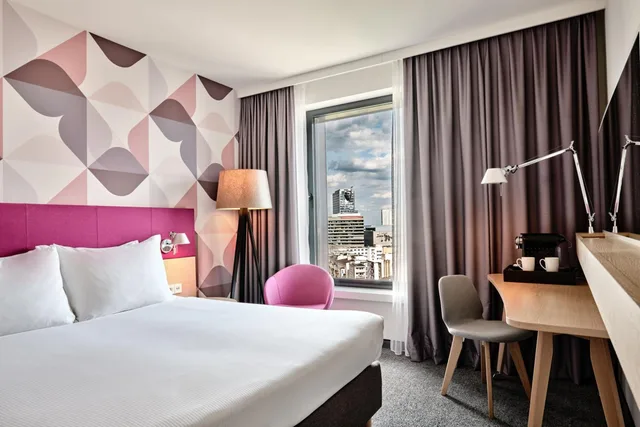 غرفة قياسية بسرير كينج، Holiday Inn Warsaw City Centre 4/7