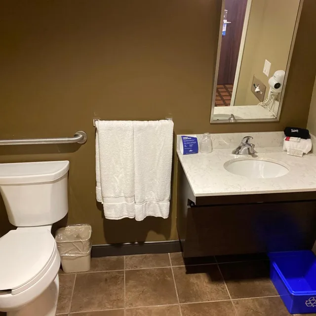 جناح بغرفة نوم واحدة لذوي الإعاقة، Microtel Inn Suites By Wyndham Timmins 10/10