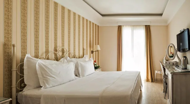 غرفة بسرير مزدوج بإطلالة على البحر، Hotel Azimut 5/9