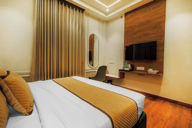 غرفة بريميوم بسرير كينج، INDUS HOTEL 7/10