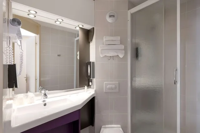غرفة قياسية بسرير مزدوج، KYRIAD LYON SUD - GIVORS 8/10