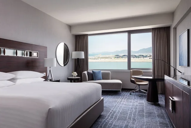 غرفة تنفيذية بسرير كينج، Hong Kong Skycity Marriott Hotel 2/5