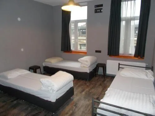 جناح، Urban City Centre Hostel 1/1