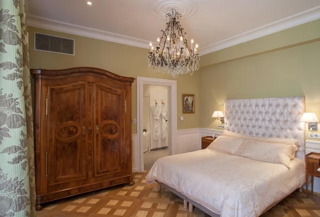 Suite, Hotel Le Bouclier D Or And Spa 4/10