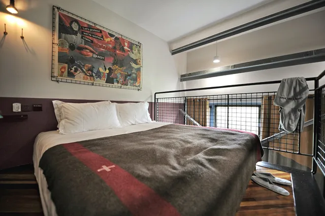 غرفة بسرير كينج بإطلالة على الحديقة، Urside Hotel And Cafe Shanghai 1/6