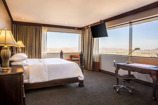 جناح رئاسي، Sheraton Chihuahua Soberano 1/3