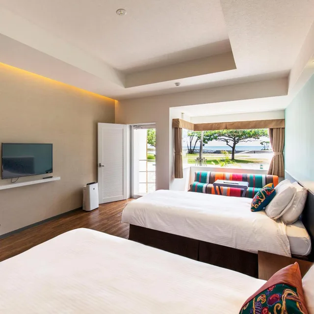 Room, Beach Side، Sunset Beach Hotel 1/5