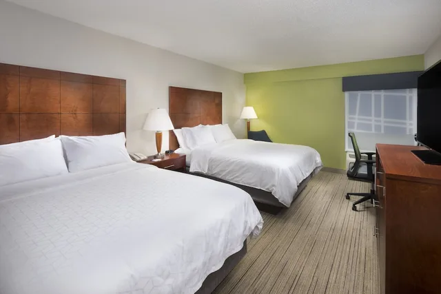 غرفة قياسية بسريرين كوين، Holiday Inn Express Middlesboro 2/6