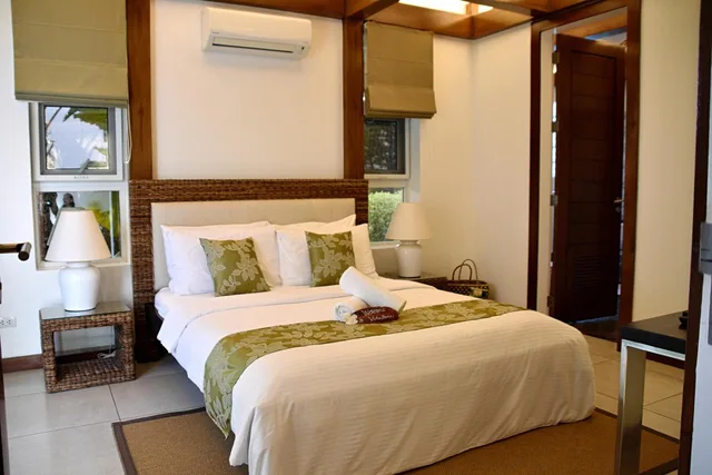 شقة ديلوكس بإطلالة على المسبح بغرفة نوم واحدة، Vida Homes Condo Resort 2/2