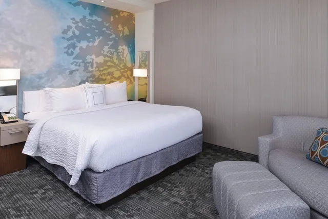Room, King Bed, Accessible, COURTYARD ST. LOUIS ST. PETERS 3/9