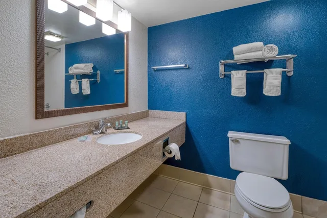 غرفة قياسية بسرير كينج بمطبخ، Best Western Fishers Indianapolis Area 2/4