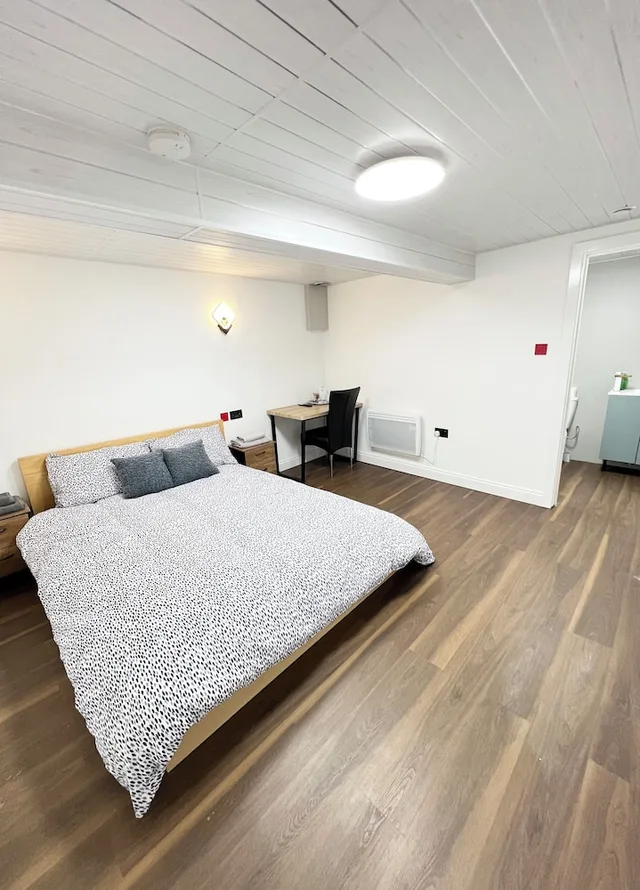 غرفة قياسية مزدوجة، OYO Welsh Holiday Accommodation - Modern Stay 5/9