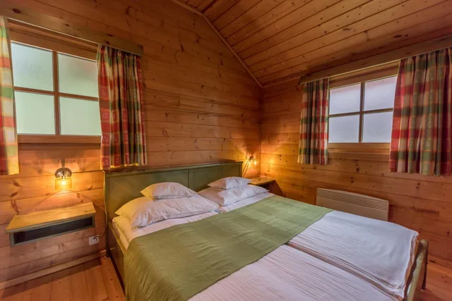 1 Bedroom, Chalet, Sauna، Petnehazy Aparthotel 1/5