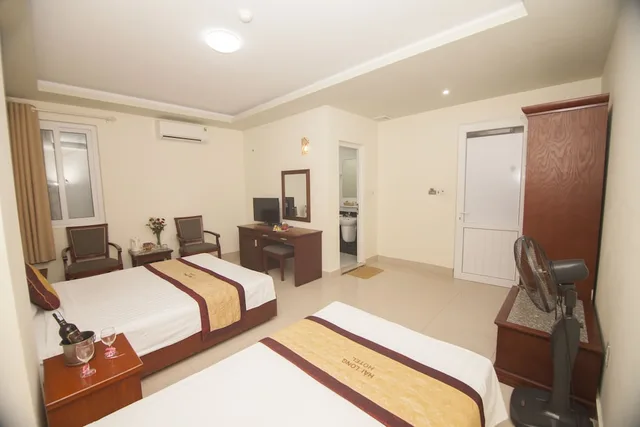 غرفة قياسية ثلاثية بسرير مزدوج وسرير فردي، Hai Long Hotel 4/5