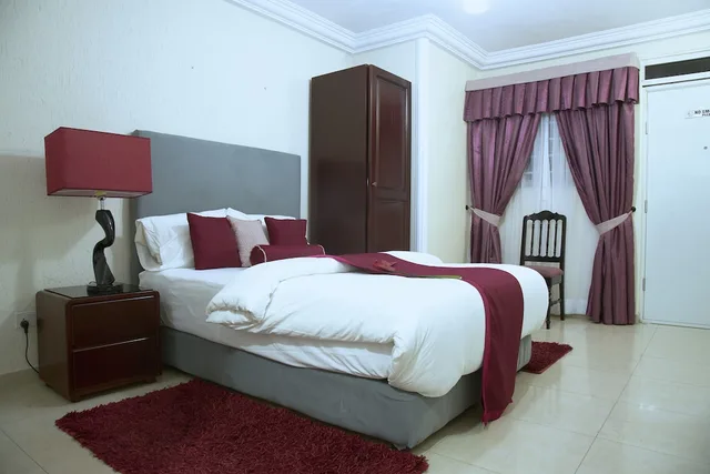 غرفة قياسية بسرير مزدوج بمطبخ صغير، The Ritzz Exclusive Guest House 2/10