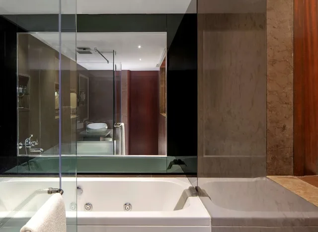غرفة بزنس بسريرين منفصلين، Radisson Blu Atria Bengaluru 10/10