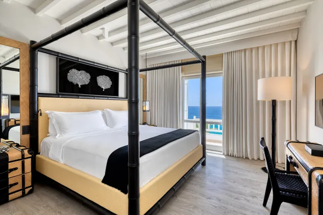 Luxury, Suite, Double Bed, Sea View, Balcony, Santa Marina, a Luxury Collection Resort, Mykonos 3/6