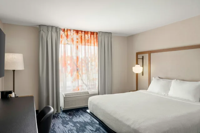 غرفة، Fairfield Inn Suites By Marriott New Buffalo 1/6