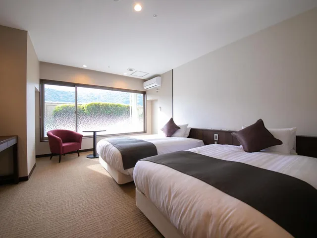 غرفة سوبيريور بسريرين منفصلين، Iwakuni Kokusai Kanko Hotel 1/2