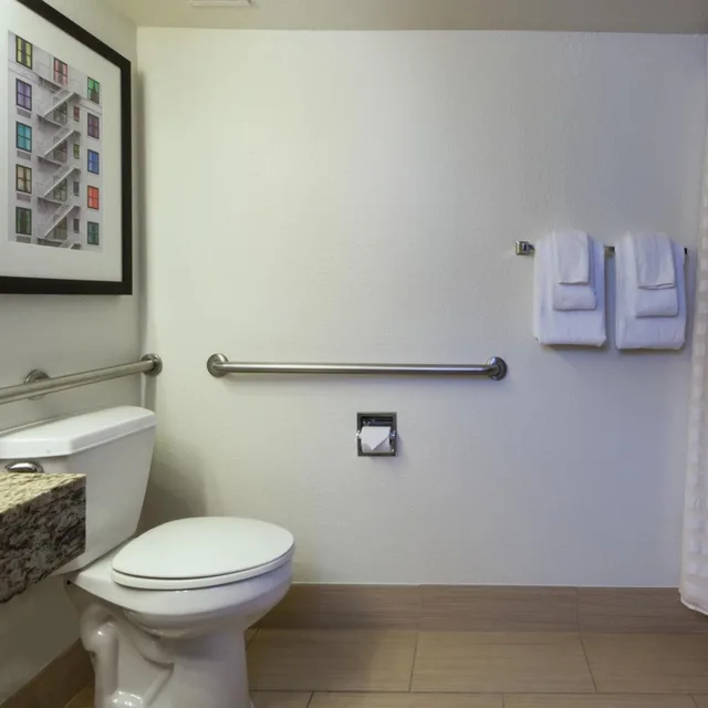 استوديو بسريرين مزدوجين لذوي الإعاقة، Hyatt House Houston Galleria 1/3