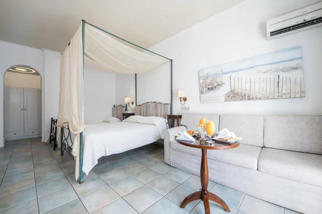 غرفة سوبيريور ثلاثية بإطلالة على البحر، Aegialis Hotel And Spa 2/3