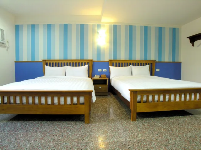 غرفة كومفورت رباعية بسريرين مزدوجين، Fu Bin Hostel 1/7