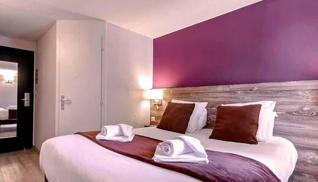 غرفة بسرير مزدوج، Brit Hotel Confort Pau Lons 6/8
