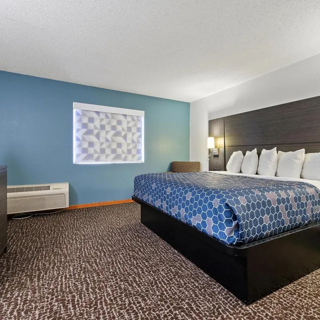 Club, Suite, House, Balcony، Chicago Club Inn & Suites 1/5