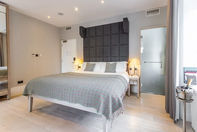 غرفة بسرير كوين، The Inn On the Mile Formerly Bank Hotel 7/10